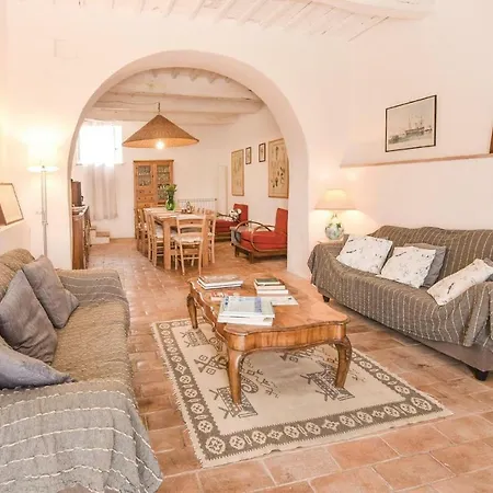 Casale Guadajona *